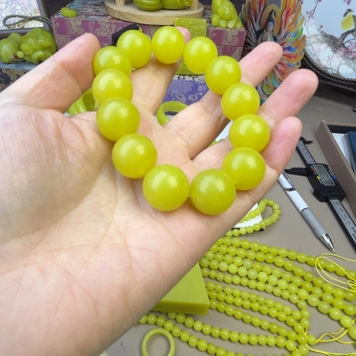 乾***哥新疆若羌黄口手串