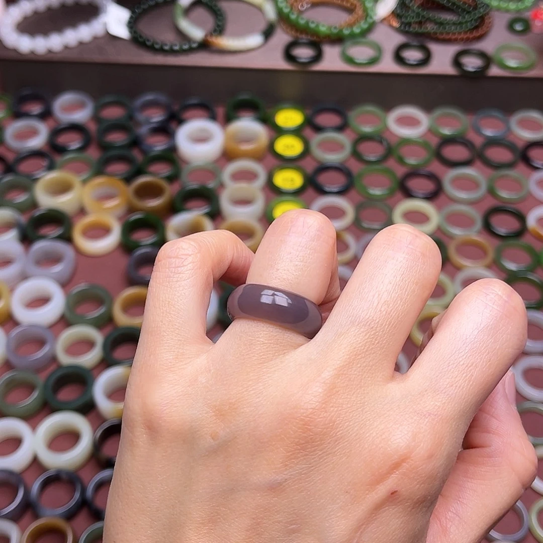 和田玉未镶嵌戒指16.4冰葡萄