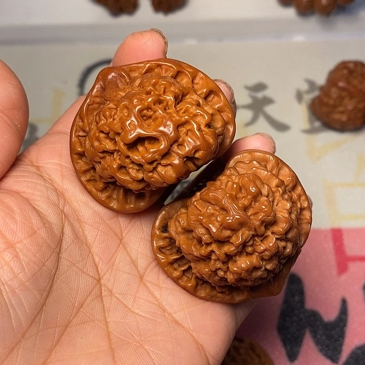 G***x文玩核桃把件官帽