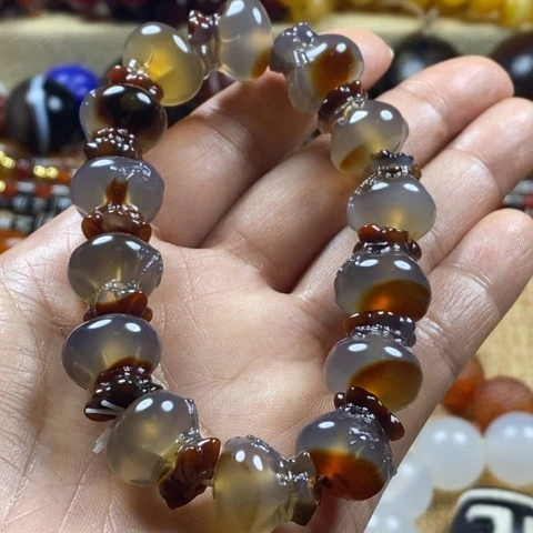 玛瑙/玉髓挂件未镶嵌虎*