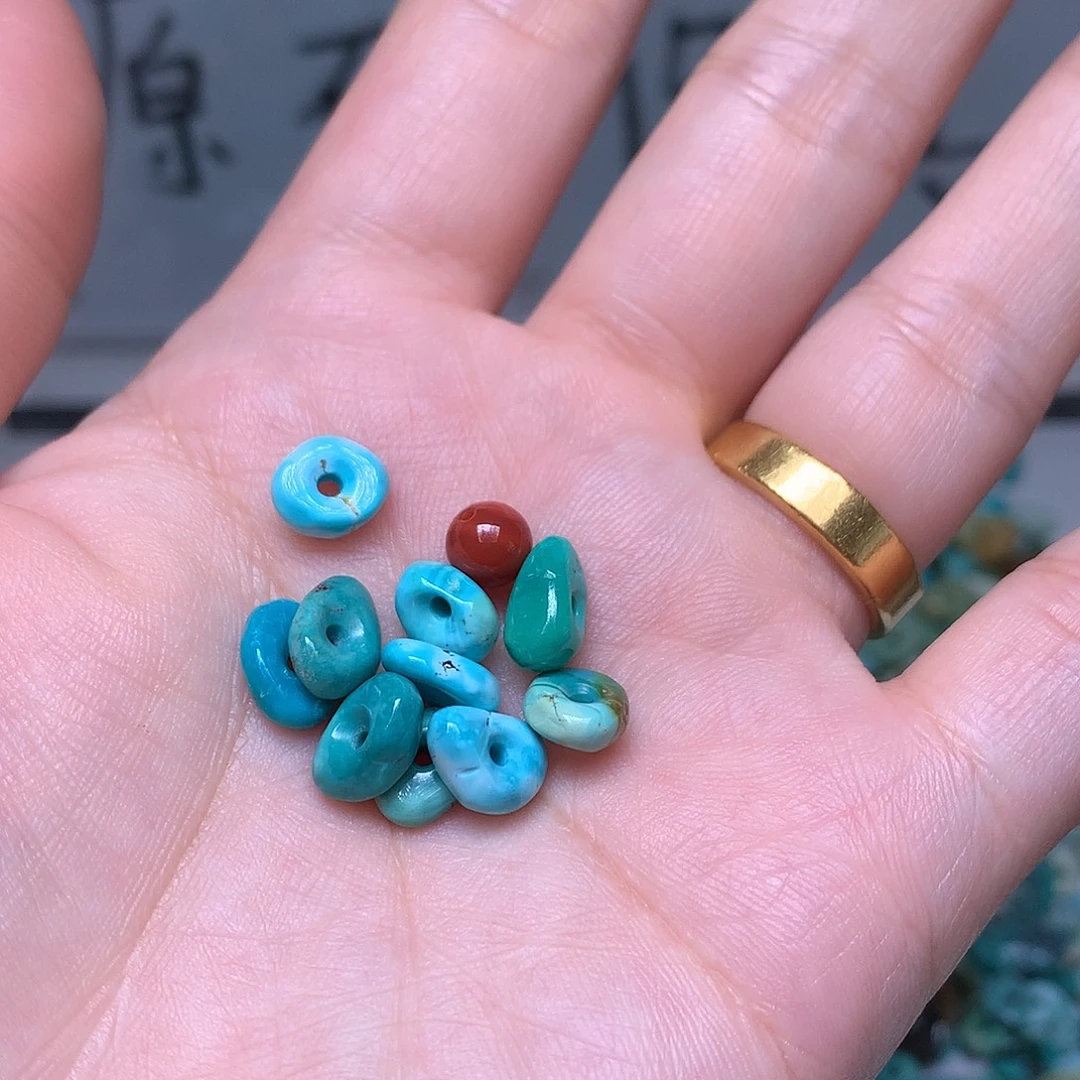 南红玛瑙未镶嵌珠宝奇石