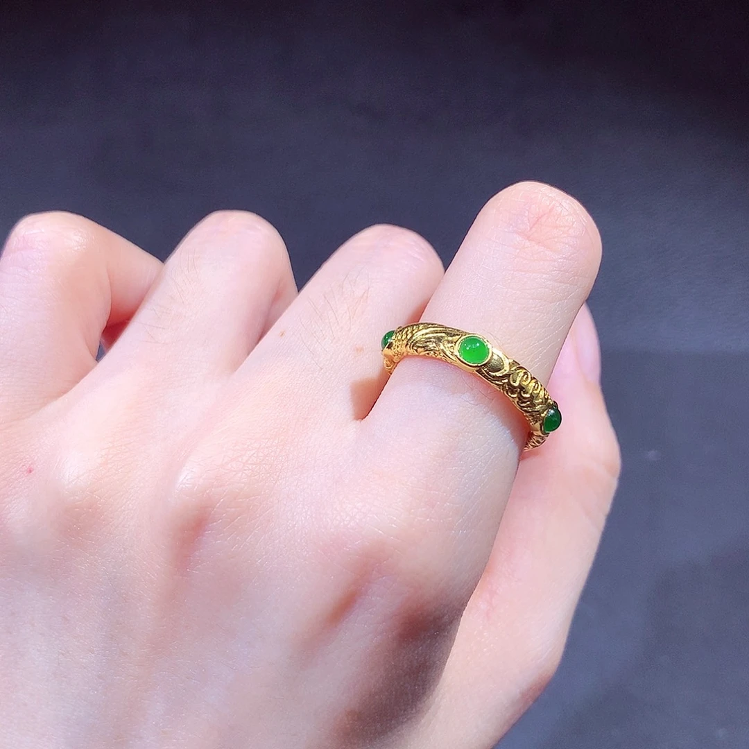 翡翠戒指未镶嵌翡翠