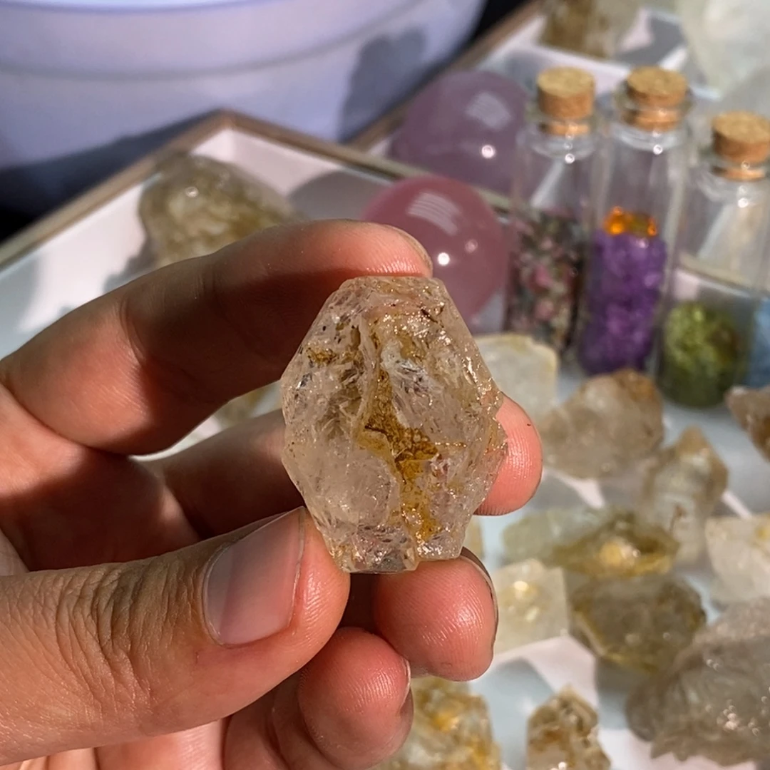 水晶未镶嵌珠宝半成品水晶骸骨