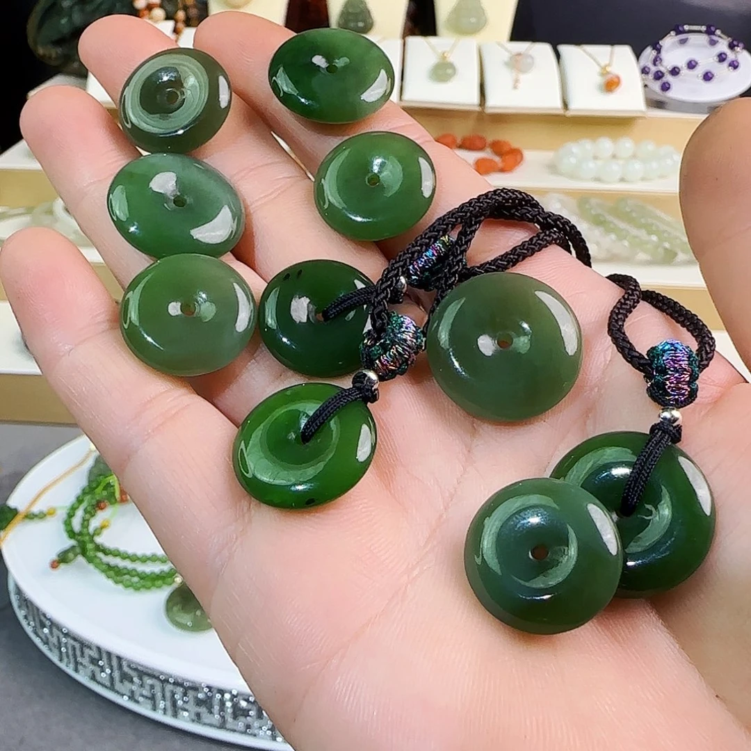 和田玉（碧玉）未镶嵌颈饰