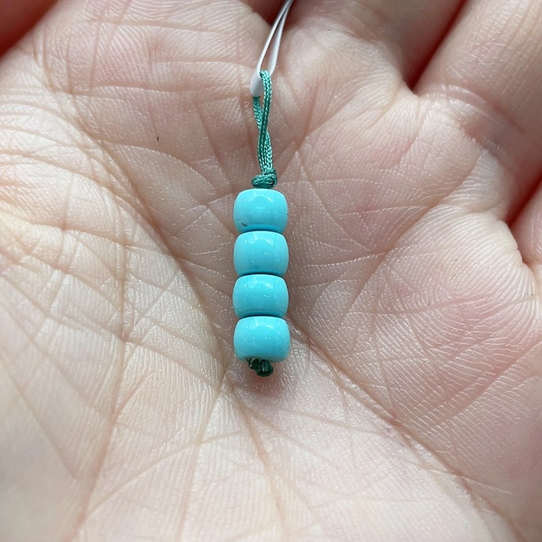 绿松石颈饰未镶嵌