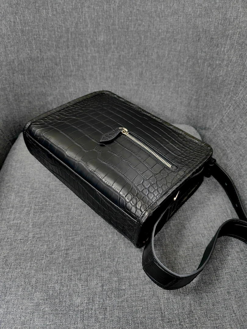 鳄鱼皮男包长方形拉链通勤风街头潮流包挎包斜跨包男包出差斜挎包