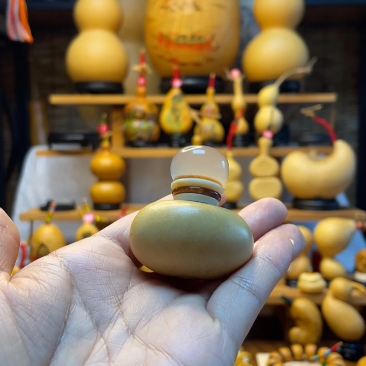 小***天然葫芦自然生长