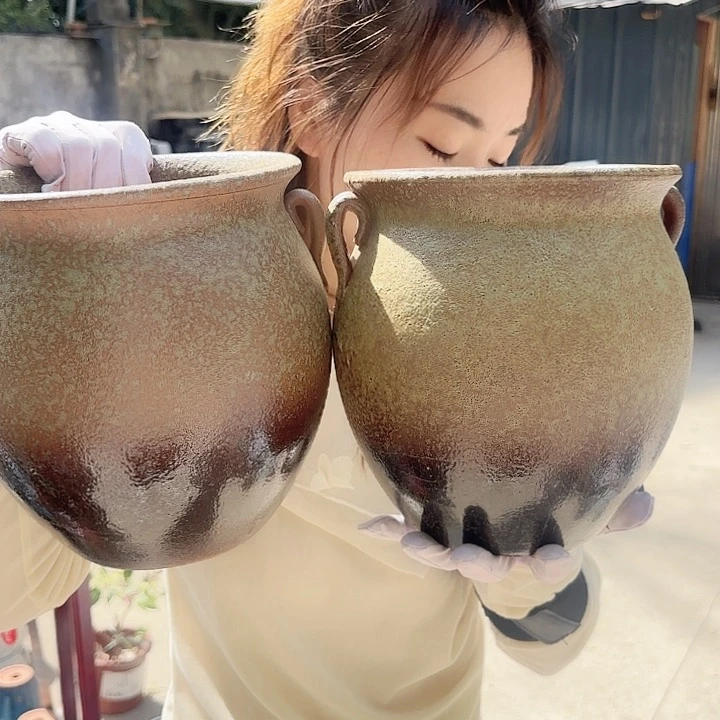 两个牛油果瑕疵18*20