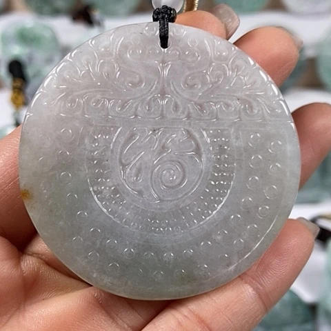 翡翠颈饰未镶嵌福牌福利洒黄翡福利
