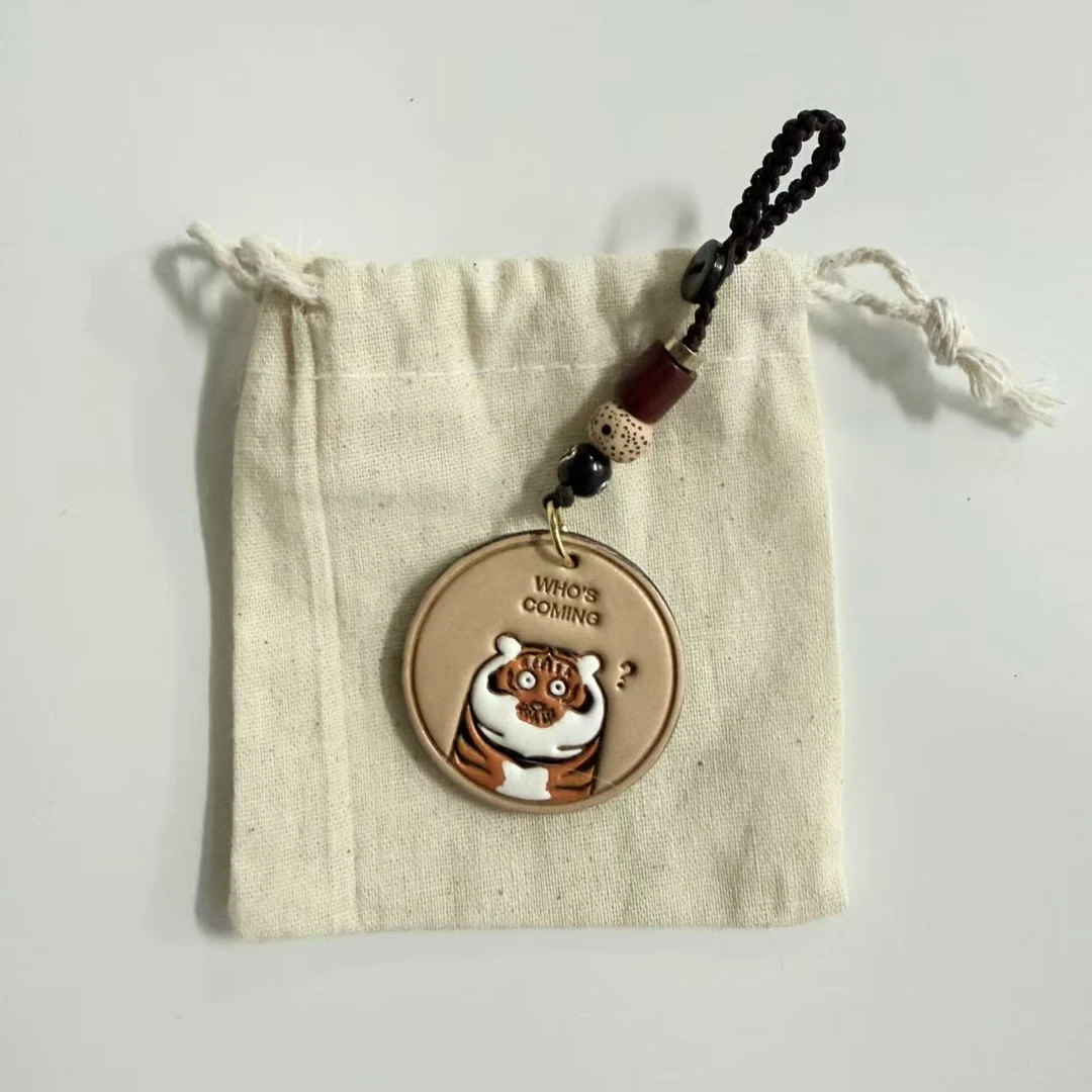 合金皮质吊坠 小老虎皮质挂坠手工