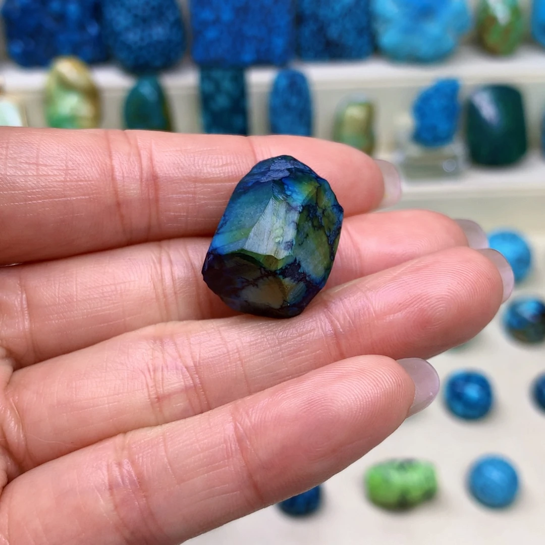 绿松石未镶嵌三彩随行