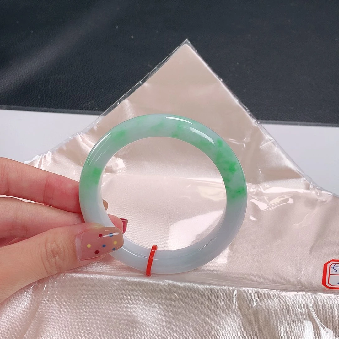 未镶嵌手镯翡翠10