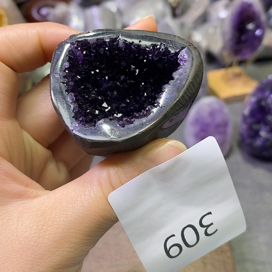 未镶嵌紫晶珠宝半成品