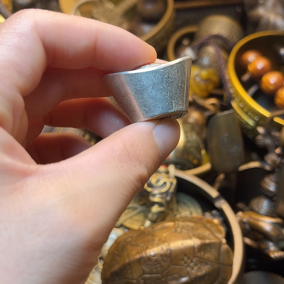 精美铜器工艺品等