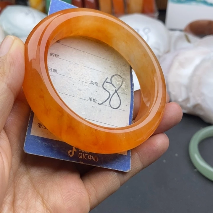 石英质玉未镶嵌手镯