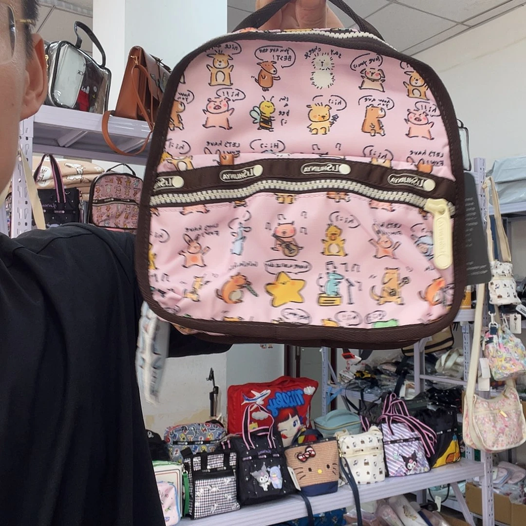 PU化妆包等产品和产品