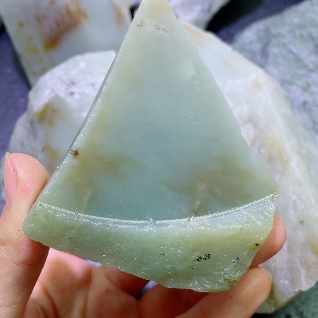 和田玉未镶嵌珠宝半成品