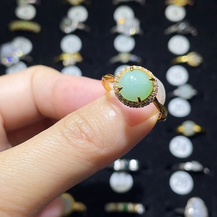 翡翠未镶嵌戒指戒指