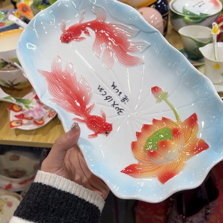 陶瓷等产品的生产和销售