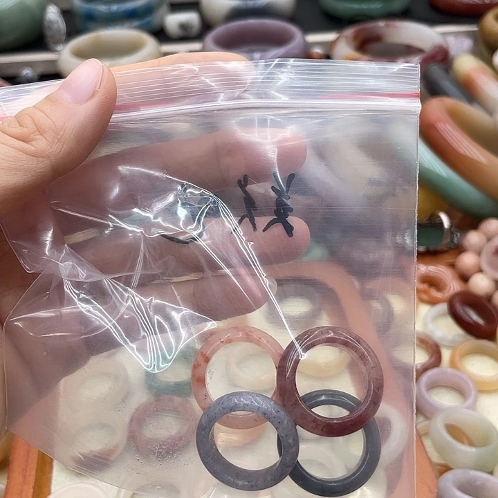 石英质玉圈口齐全未镶嵌美*哒