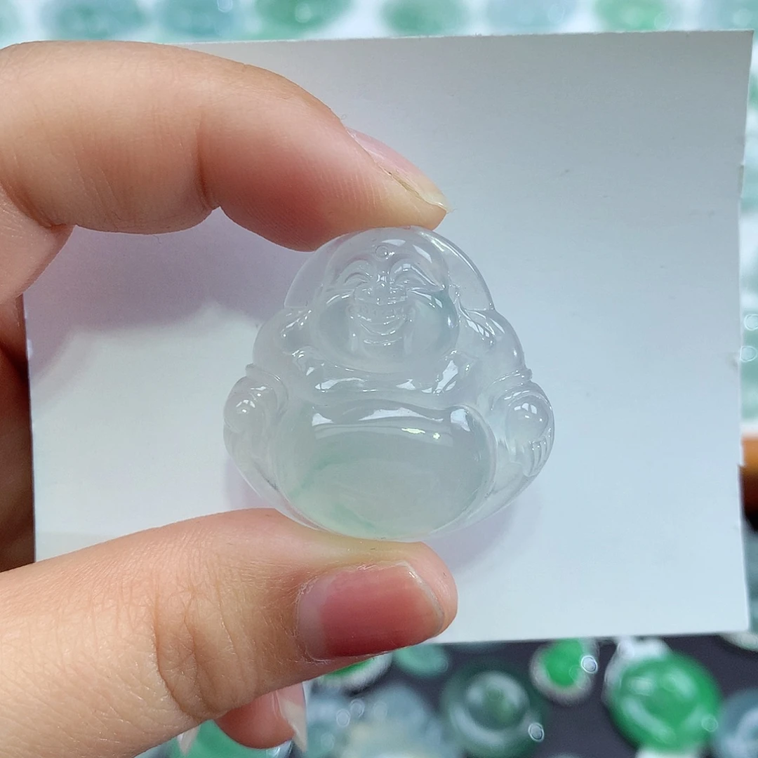 翡翠未镶嵌颈饰佛公