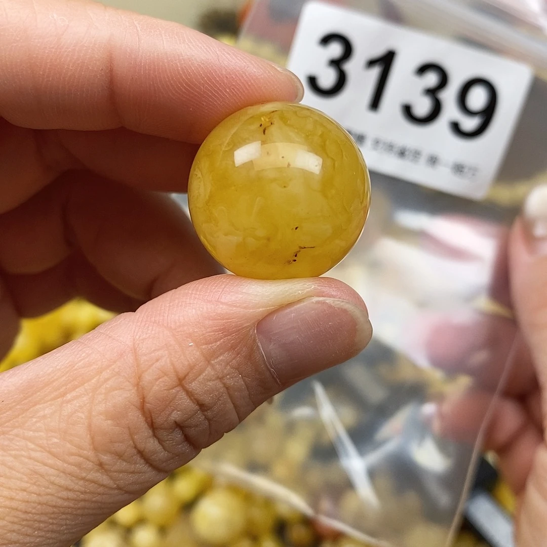 琥珀未镶嵌珠宝奇石22.5