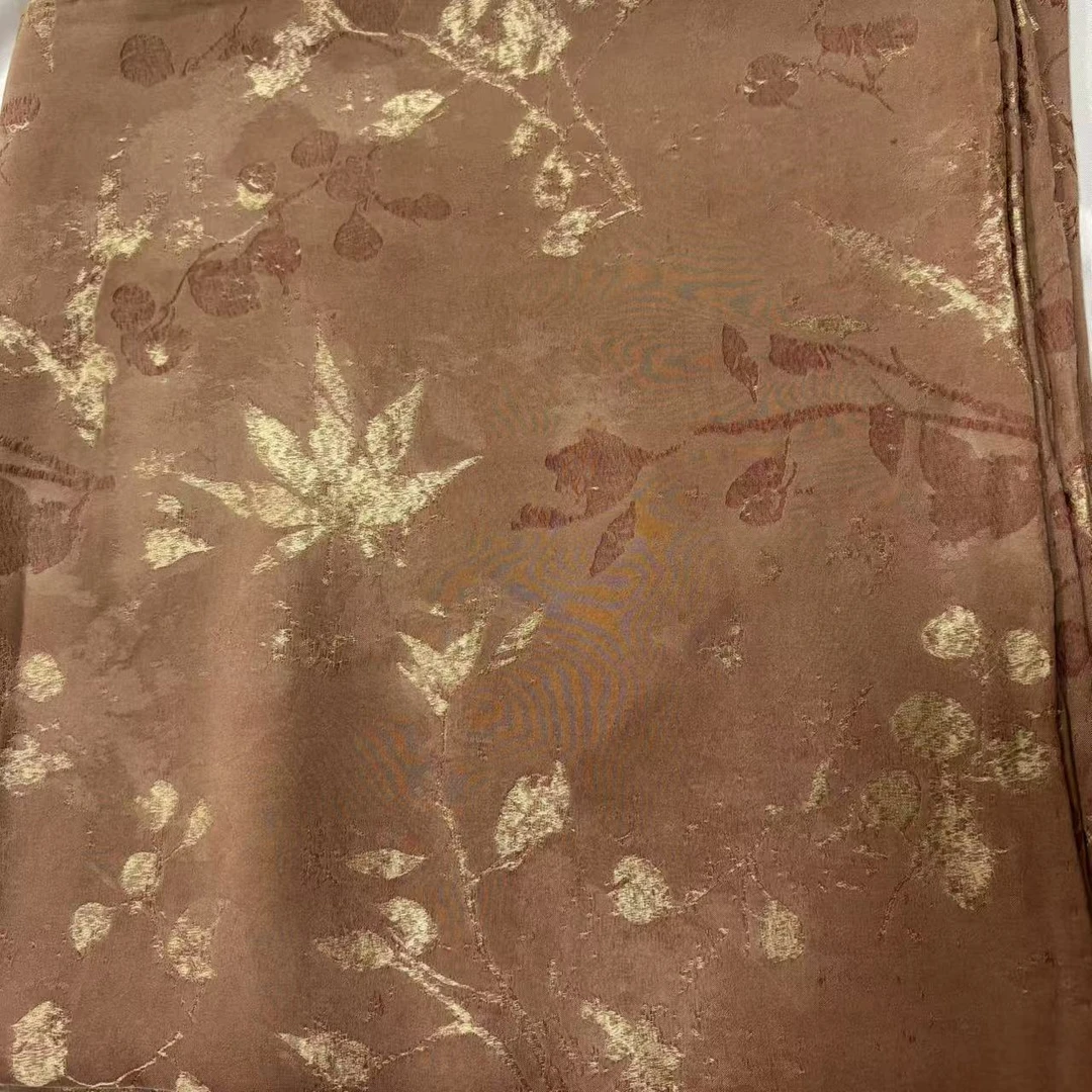 140香云纱湖丝方巾-金粉世家 8y前草木灰透彩慢织重摊雾42姆米