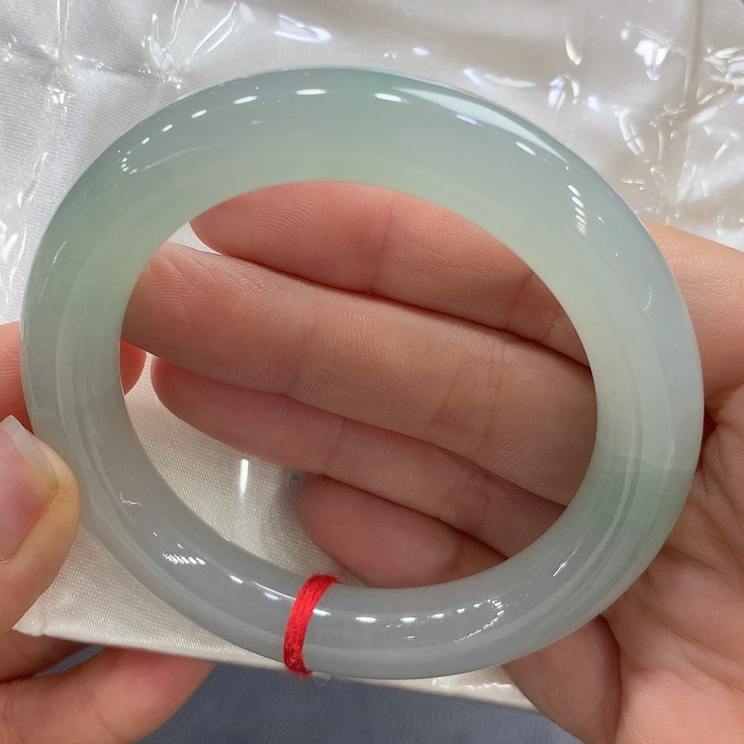 翡翠未镶嵌手镯57圆条