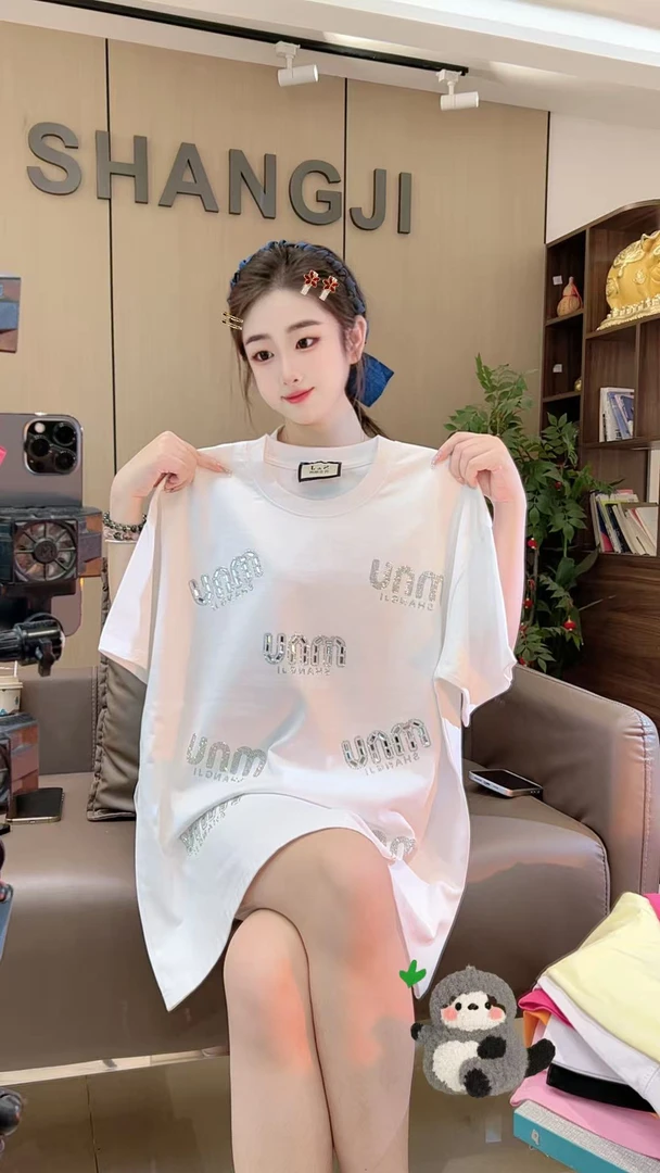 新款{mu银}高颜值老板娘气质款烫钻百搭T恤宽松休闲夏季新品