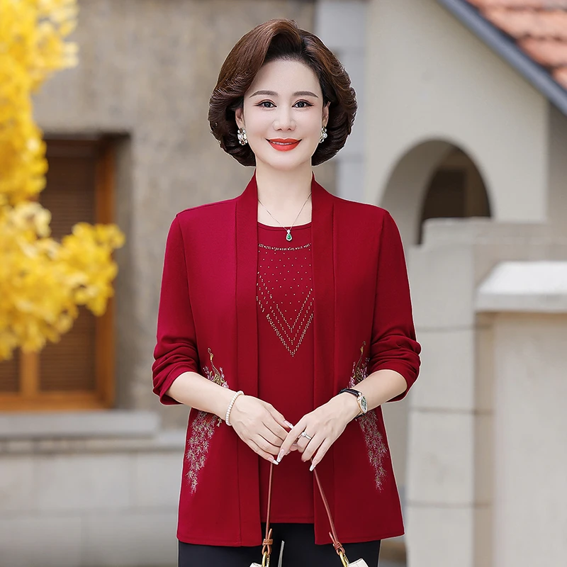 妈妈秋装绣花针织开衫洋气两件套2025新款中老年人女春秋时尚套装