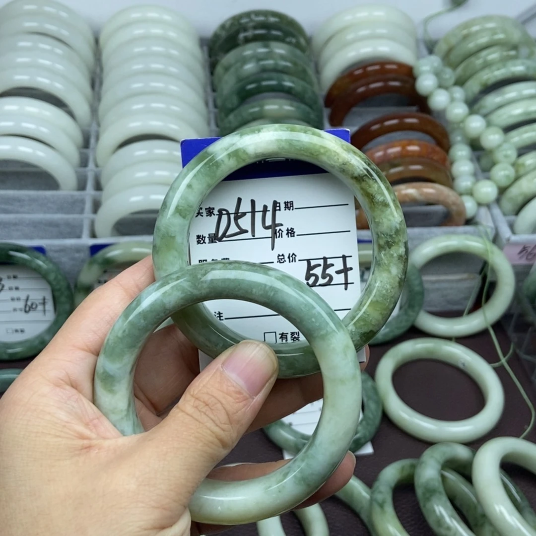 蛇纹石玉未镶嵌手链