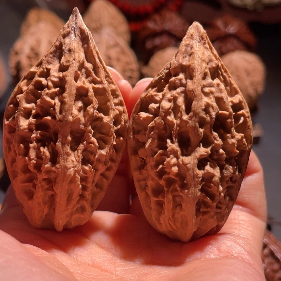 文玩核桃把件高桩柳叶52