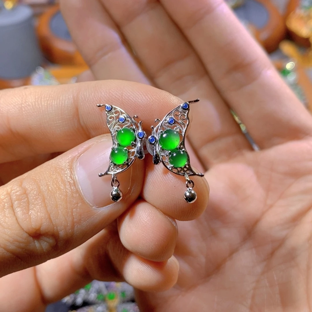 翡翠颈饰银S925镶嵌天然翡翠