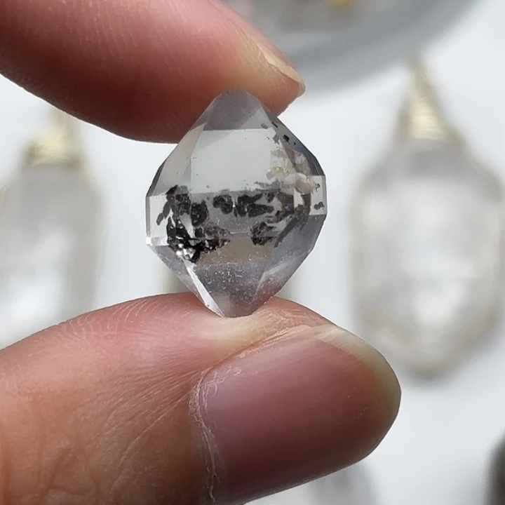 水晶未镶嵌颈饰闪灵钻16mm+