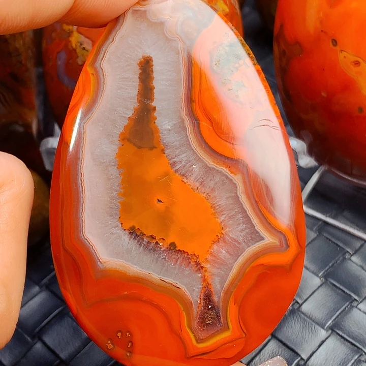 玛瑙/玉髓颈饰未镶嵌浙*