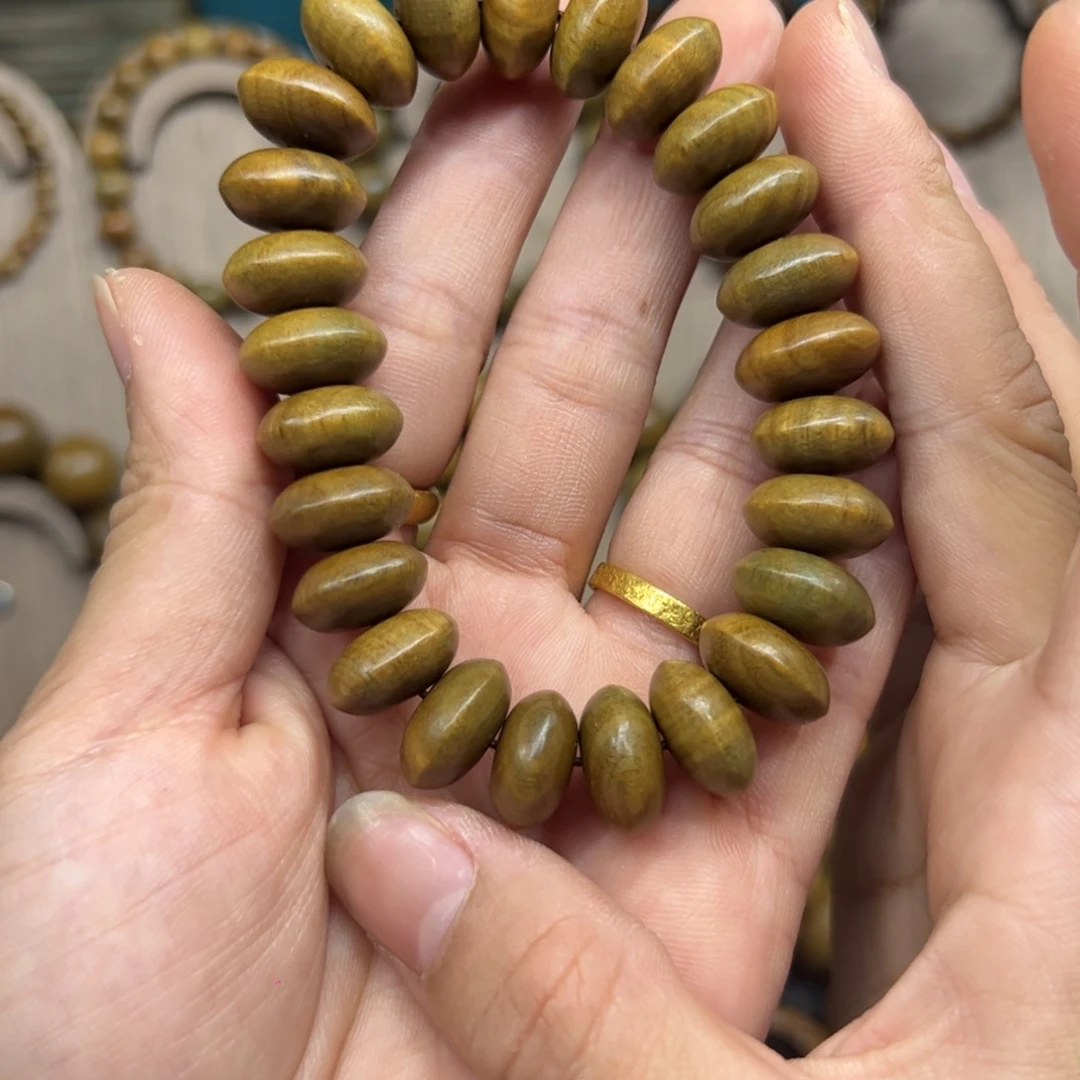 维腊木（绿檀）无事牌