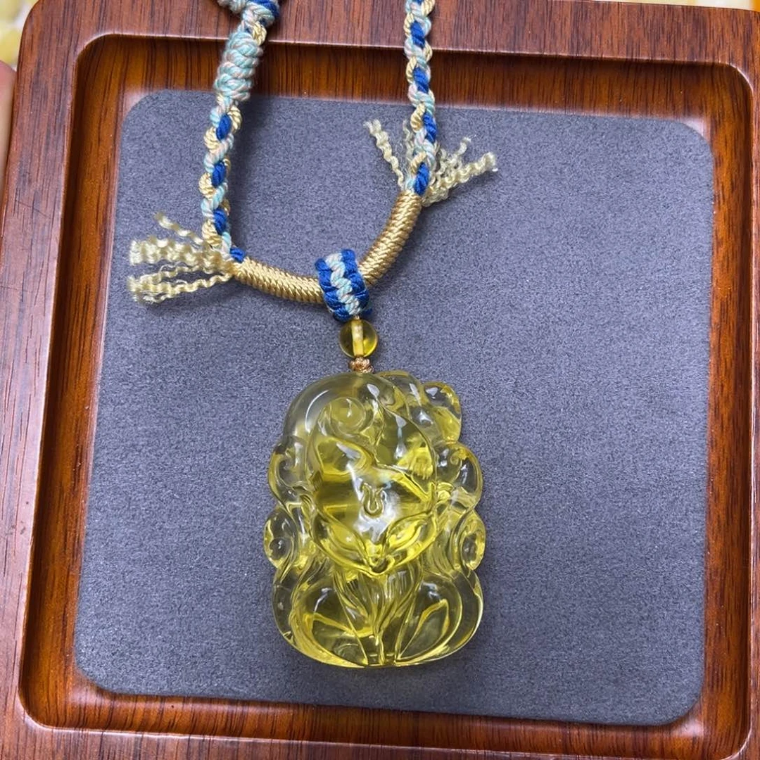 琥珀颈饰未镶嵌金珀小凤九