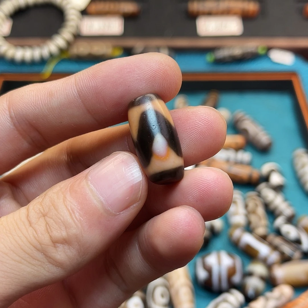 未镶嵌玛瑙/玉髓珠宝半成品