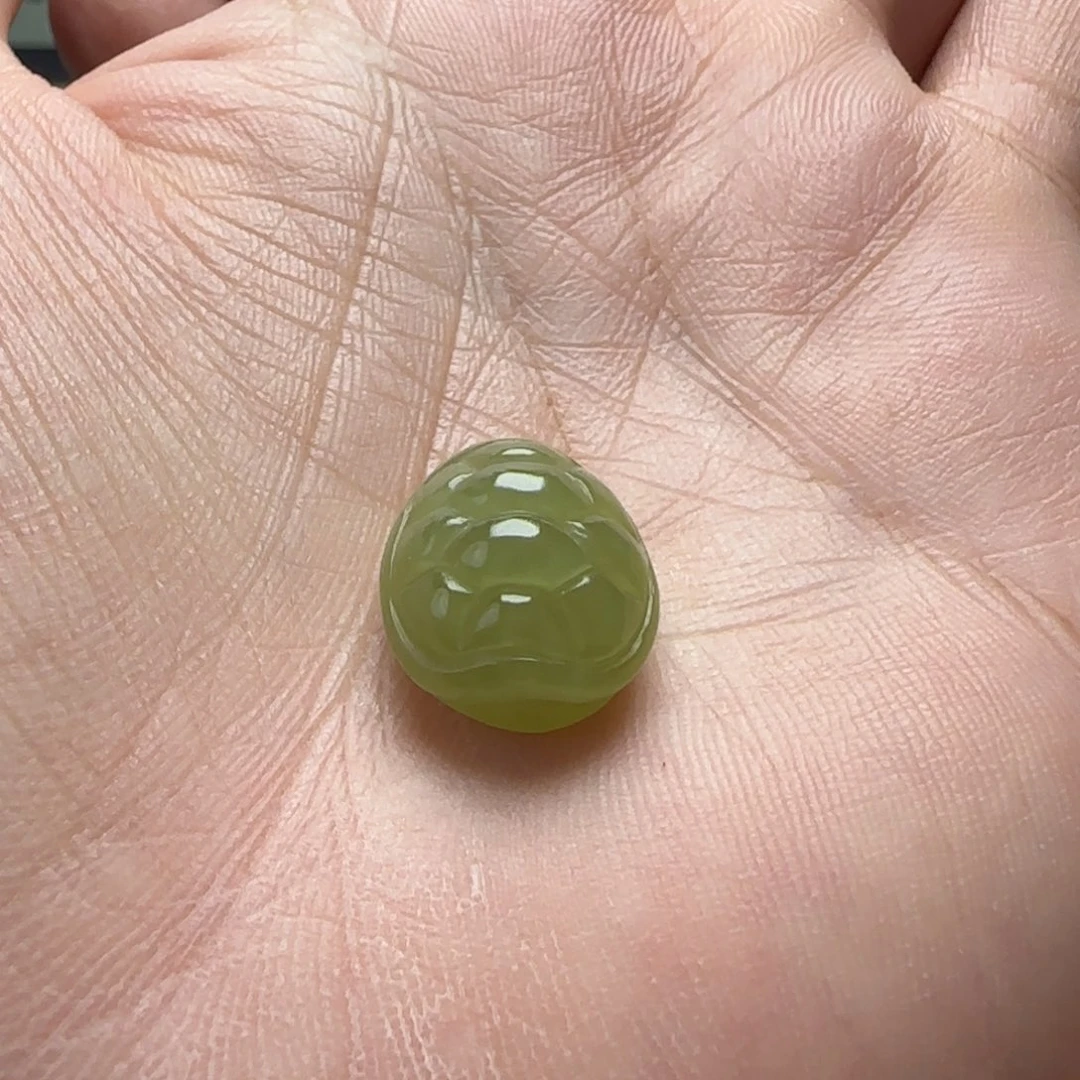 和田玉未镶嵌颈饰一**水定制