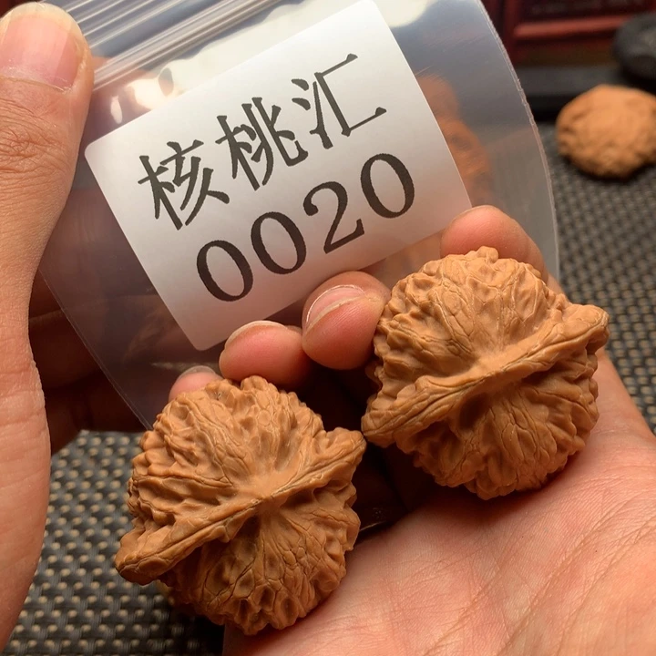 文玩核桃吊坠宫灯44