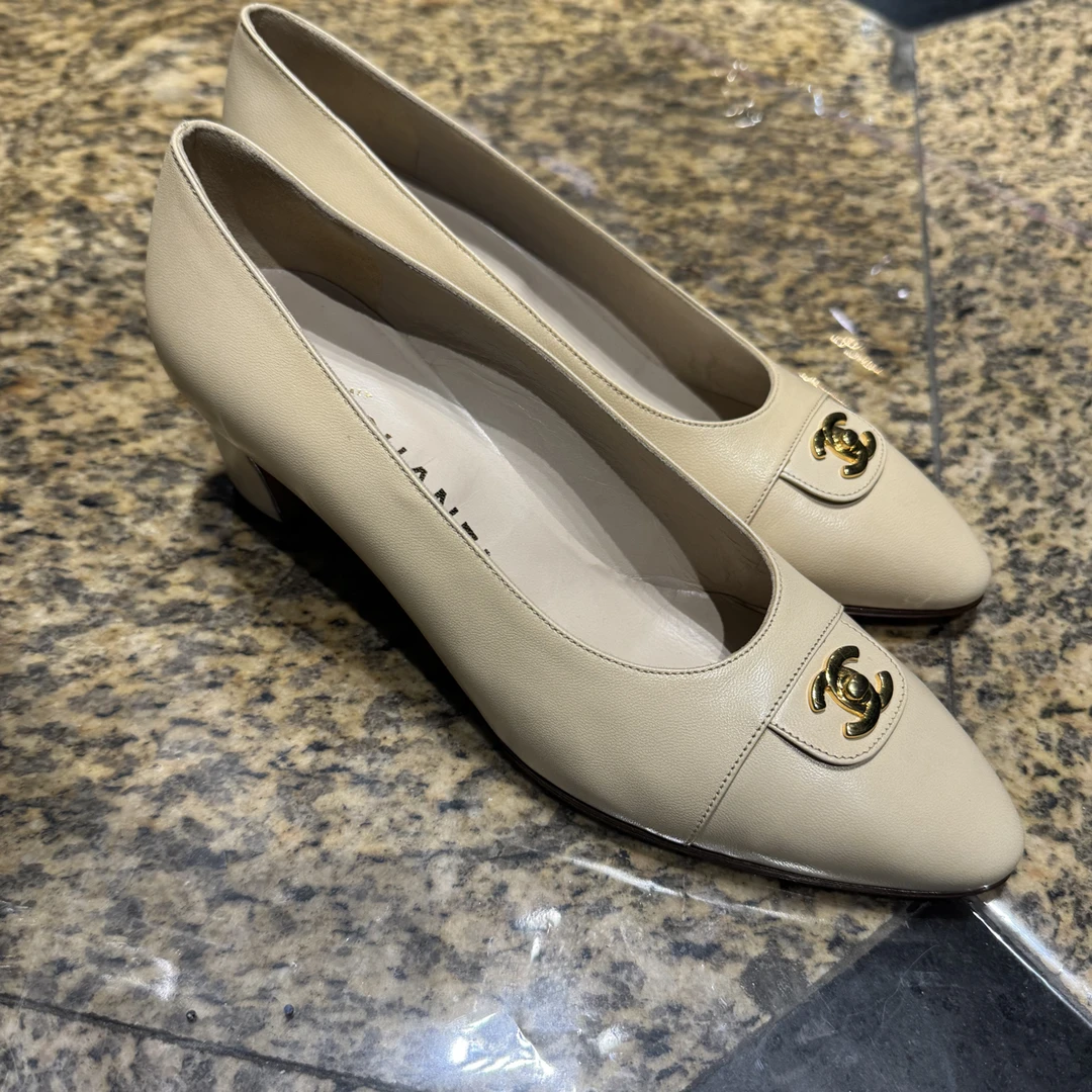 95新 Chanel/香奈儿 夏七中古/chanel小奶油小粗跟37.5