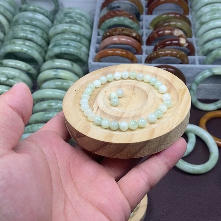 蛇纹石玉手链未镶嵌