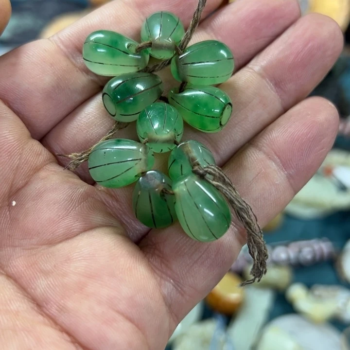 和田籽料开播炸不停子*