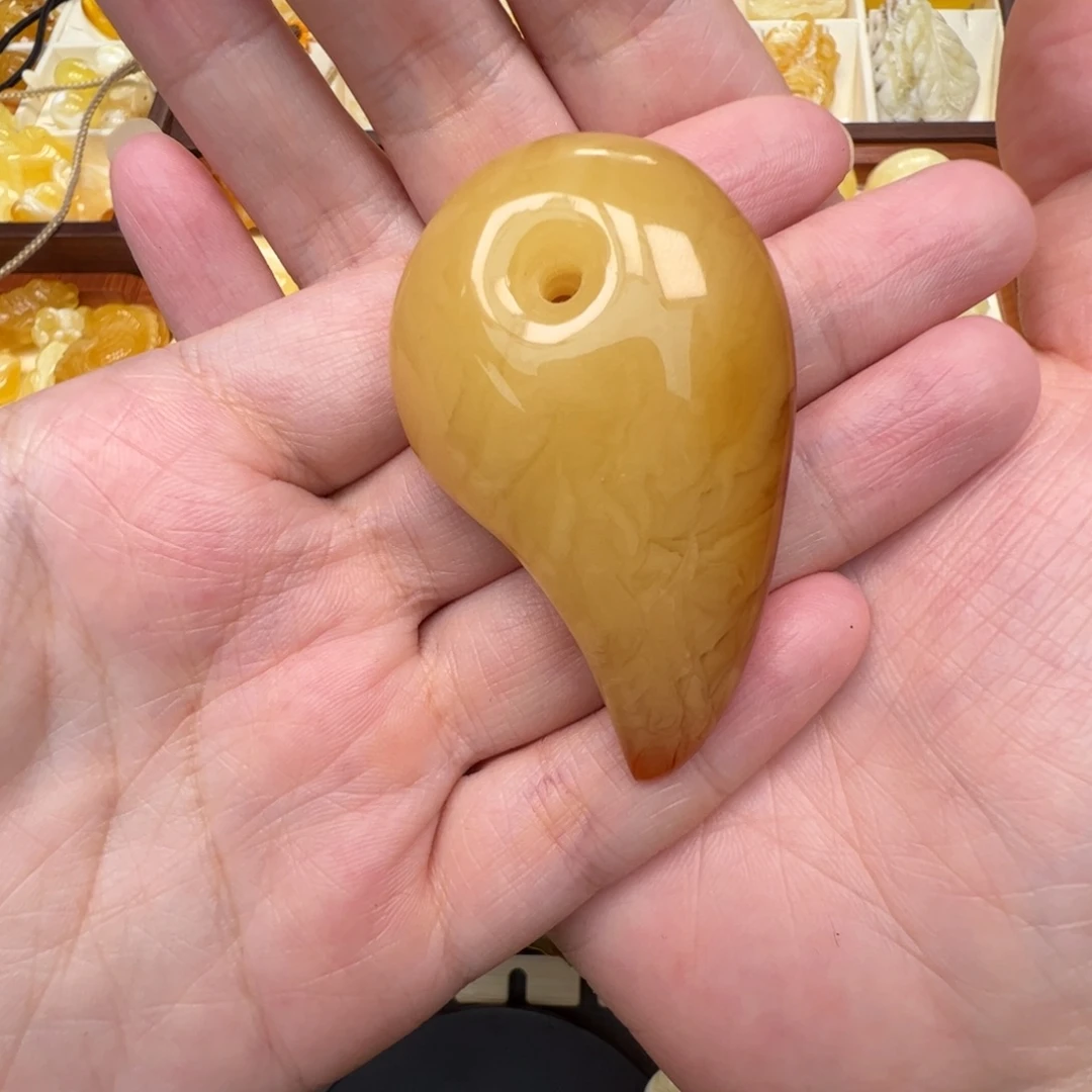 裸石蜜蜡未镶嵌蜜蜡