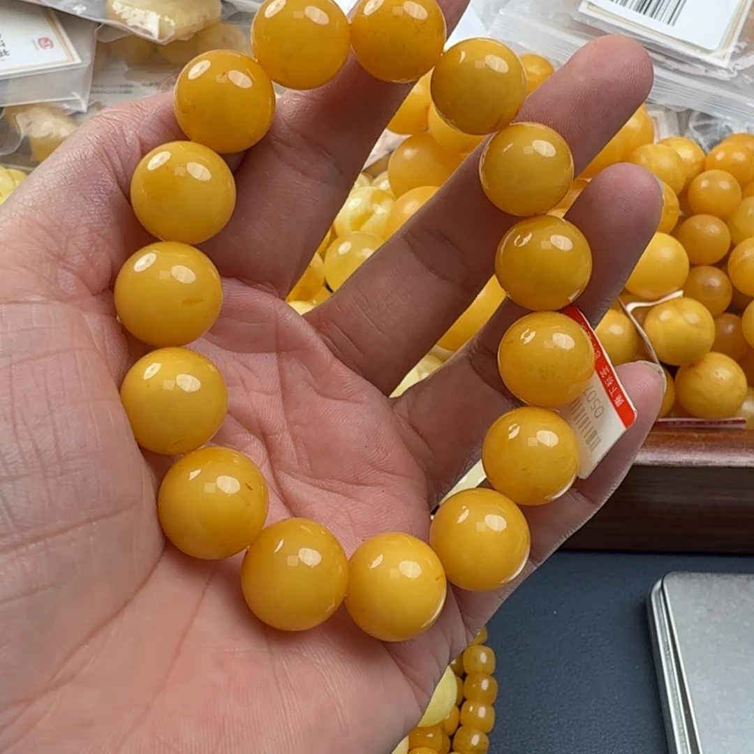 未镶嵌琥珀珠宝奇石