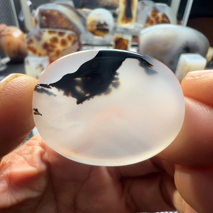 未镶嵌玛瑙/玉髓珠宝奇石