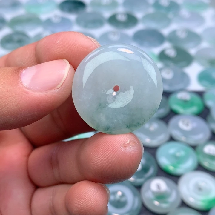 翡翠未镶嵌颈饰缅甸天然A货翡翠29-5.7