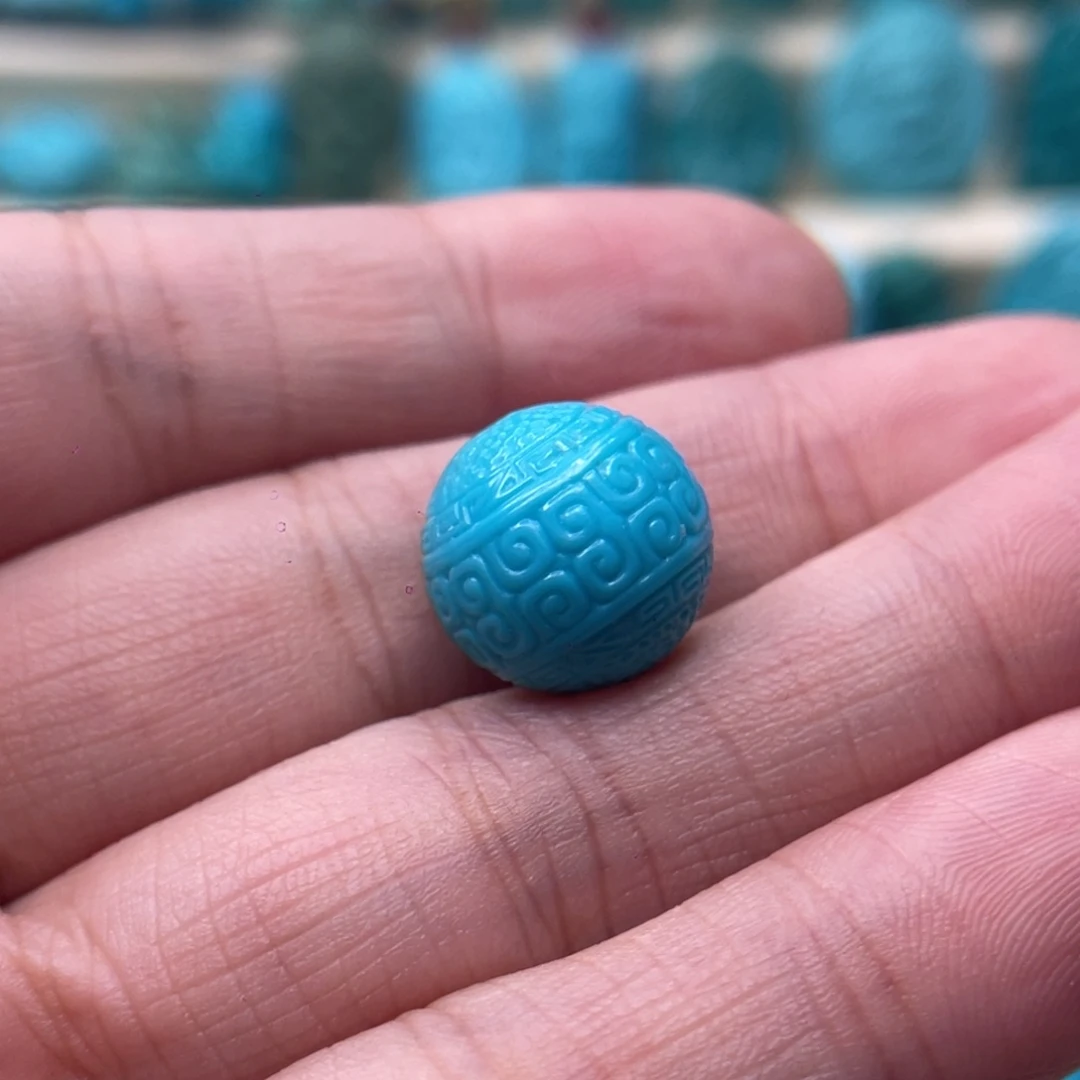 溜***达未镶嵌绿松石颈饰卡13