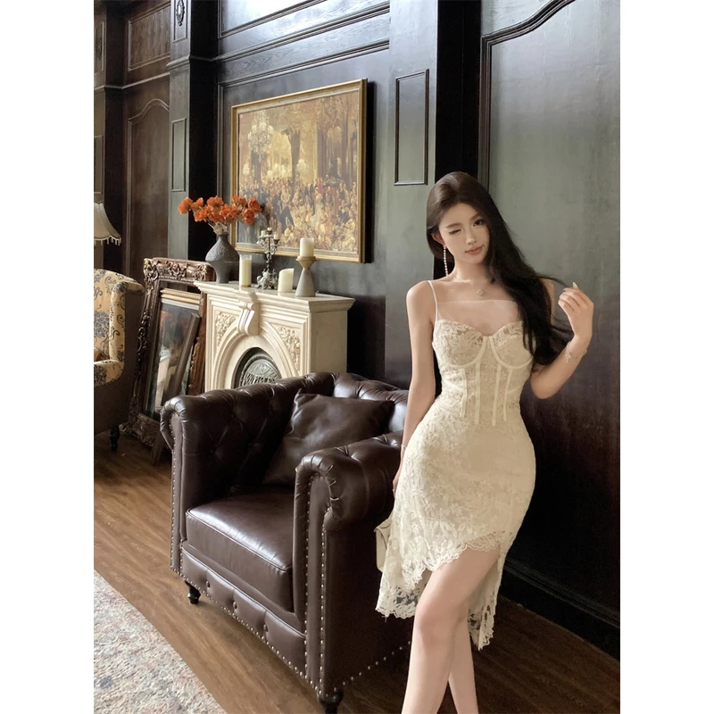 性感刺绣蕾丝吊带气质上衣+不规则收腰显瘦半身裙时尚两件套女夏