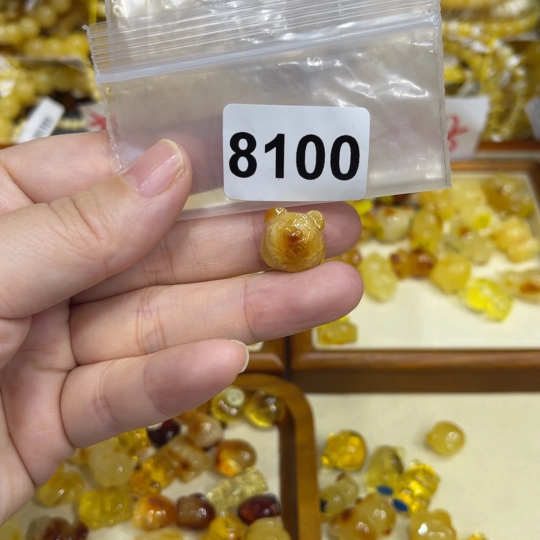 琥珀珠宝奇石未镶嵌